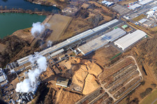 Vue oblique de Zone industrielle Konrad-Nolte-Straße outre-Rhin avec Rheinspan GmbH & Co. KG à Germersheim dans le département Rhénanie-Palatinat, Allemagne