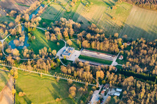 Vue aérienne de Parc du palais du château de Favorite à le quartier Förch in Rastatt dans le département Bade-Wurtemberg, Allemagne