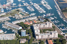 Lignano Sabbiadoro dans le département Udine, Italie hors des airs