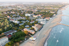Vue aérienne de Cavallino dans le département Vénétie, Italie