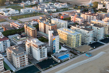 Vue aérienne de Ca' Costantini dans le département Vénétie, Italie