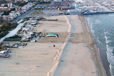 Vue oblique de Marina di Ravenna dans le département Émilie-Romagne, Italie