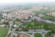 Vue aérienne de Bando dans le département Frioul-Vénétie Julienne, Italie
