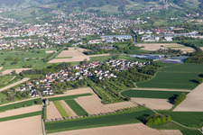 Vue aérienne de Quartier Oberweier in Bühl dans le département Bade-Wurtemberg, Allemagne