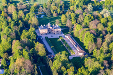 Photographie aérienne de Parc du palais du château de Favorite à le quartier Förch in Rastatt dans le département Bade-Wurtemberg, Allemagne