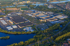 Aperçu de l'Industriepark Wörth GmbH avec Mercedes-Benz Trucks à Wörth am Rhein dans le département Rhénanie-Palatinat, Allemagne d'en haut