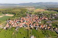 Vue aérienne de Engwiller dans le département Bas Rhin, France