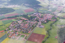 Vue aérienne de Quartier Untersteinbach in Rauhenebrach dans le département Bavière, Allemagne