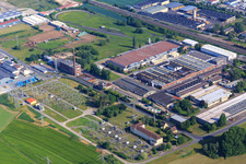 Vue aérienne de Zone industrielle Eltmann entre A70 et B26 Schaeffler Technologies AG & Co. KG à Eltmann dans le département Bavière, Allemagne