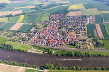 Photographie aérienne de Les rives du Main en Untertheres à le quartier Untertheres in Theres dans le département Bavière, Allemagne