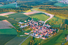 Vue aérienne de Quartier Rütschenhausen in Wasserlosen dans le département Bavière, Allemagne