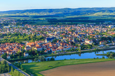 Vue aérienne de Fischerrain du sud à Haßfurt dans le département Bavière, Allemagne