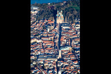 Vue aérienne de Maximilianstraße de l'Altpörtel à la cathédrale de Spire à Speyer dans le département Rhénanie-Palatinat, Allemagne