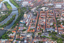 Vue aérienne de Zone commerciale ECE avec Stadtgalerie Schweinfurt et MediaMarkt Schweinfurt City à Schweinfurt dans le département Bavière, Allemagne
