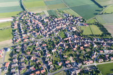Vue aérienne de Quartier Gernach in Kolitzheim dans le département Bavière, Allemagne