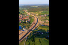 Vue aérienne de Chantier de construction d'autoroute sur l'A3 à Geiselwind dans le département Bavière, Allemagne