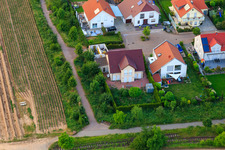 Bas-Rappenfeld à le quartier Mörlheim in Landau in der Pfalz dans le département Rhénanie-Palatinat, Allemagne vu d'un drone