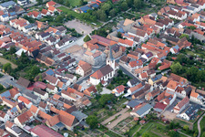 Vue d'oiseau de Quartier Ottersheim in Ottersheim bei Landau dans le département Rhénanie-Palatinat, Allemagne