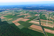 Photographie aérienne de Parc éolien de Hatzenbühler après achèvement à Herxheim bei Landau dans le département Rhénanie-Palatinat, Allemagne