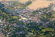 Vue aérienne de Huisseau-sur-Cosson dans le département Loir et Cher, France