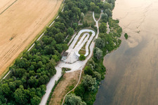 Vue aérienne de Saint-Pryvé-Saint-Mesmin dans le département Loiret, France