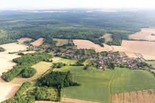 Vue aérienne de Paroy-en-Othe dans le département Yonne, France