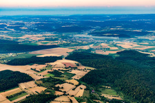 Vue aérienne de Du nord à le quartier Söllingen in Pfinztal dans le département Bade-Wurtemberg, Allemagne