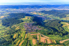 Vue aérienne de Vue d'ensemble du village depuis le nord à le quartier Buhlbronn in Schorndorf dans le département Bade-Wurtemberg, Allemagne