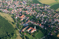 Photographie aérienne de Complexe de bâtiments du monastère Mönchsdeggingen à Mönchsdeggingen dans le département Bavière, Allemagne