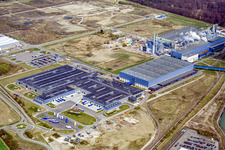 Vue aérienne de Zone industrielle d'Oberwald, usine de papier de palme à le quartier Maximiliansau in Wörth am Rhein dans le département Rhénanie-Palatinat, Allemagne