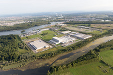 Vue aérienne de Zone industrielle d'Oberwald du nord-ouest à Wörth am Rhein dans le département Rhénanie-Palatinat, Allemagne