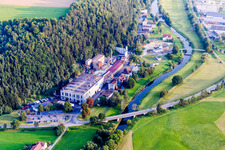 Vue aérienne de Site de l'usine SHW Automotive GmbH sur le Danube à Tuttlingen dans le département Bade-Wurtemberg, Allemagne