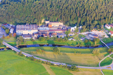 Vue aérienne de SHW Brake Systems GmbH sur les rives du Danube à Tuttlingen dans le département Bade-Wurtemberg, Allemagne