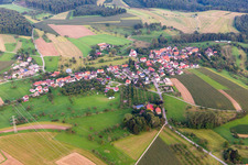 Vue aérienne de Quartier Bittelbrunn in Engen dans le département Bade-Wurtemberg, Allemagne