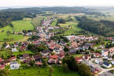 Vue aérienne de Quartier Zoznegg in Mühlingen dans le département Bade-Wurtemberg, Allemagne