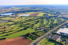 Parcours de golf du Golf-Club Bensheim eV à Bensheim dans le département Hesse, Allemagne d'en haut