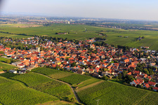 Bechtheim dans le département Rhénanie-Palatinat, Allemagne vue d'en haut