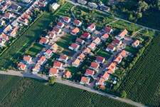 Vue aérienne de Zone de peuplement à le quartier Nußdorf in Landau in der Pfalz dans le département Rhénanie-Palatinat, Allemagne