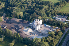 Vue aérienne de Centrale d'asphalte à Landau in der Pfalz dans le département Rhénanie-Palatinat, Allemagne