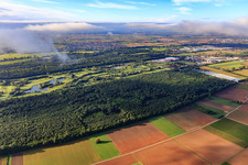 Vue aérienne de Terrain de golf à Essingen dans le département Rhénanie-Palatinat, Allemagne