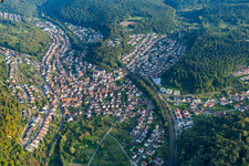 Vue oblique de Quartier Ersingen in Kämpfelbach dans le département Bade-Wurtemberg, Allemagne