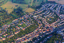 Vue aérienne de Règlement entre Am Rothsberg et Schwarzwaldstr à Ispringen dans le département Bade-Wurtemberg, Allemagne