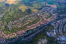 Vue aérienne de Implantations entre Wingertweg et Schwarzwaldstr à Ispringen dans le département Bade-Wurtemberg, Allemagne