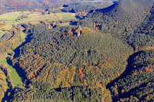 Photographie aérienne de Ruines du château de Drachenfels à Busenberg dans le département Rhénanie-Palatinat, Allemagne
