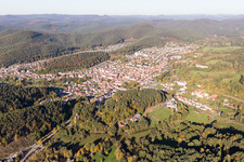 Vue aérienne de Dahn dans le département Rhénanie-Palatinat, Allemagne