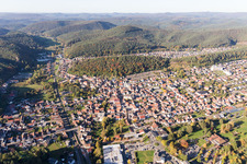 Enregistrement par drone de Dahn dans le département Rhénanie-Palatinat, Allemagne