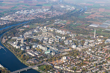 Vue aérienne de Université à le quartier Neuenheim in Heidelberg dans le département Bade-Wurtemberg, Allemagne