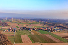 Vue aérienne de De l'ouest à le quartier Hayna in Herxheim bei Landau dans le département Rhénanie-Palatinat, Allemagne