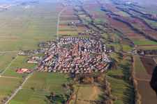 Photographie aérienne de Vue du village depuis l'ouest à Venningen dans le département Rhénanie-Palatinat, Allemagne