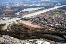 Vue aérienne de Parc commercial Maximiliancenter à Wörth-Maximiliansau, chantier à le quartier Maximiliansau in Wörth am Rhein dans le département Rhénanie-Palatinat, Allemagne